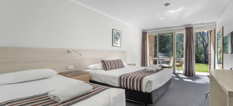 阿沃卡海滩酒店(Avoca Beach Hotel)图片