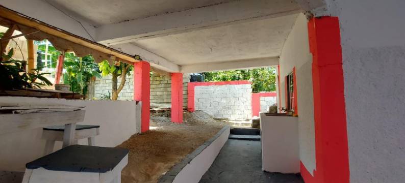 牙买加圣托马斯可爱的2卧室房子(House - Sleeps 4 - Patio - Parking)图片