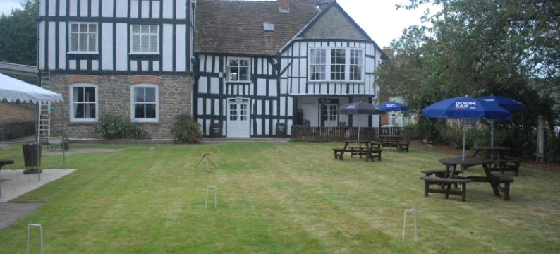 雷德诺希尔酒店(The Radnorshire Arms Hotel)图片