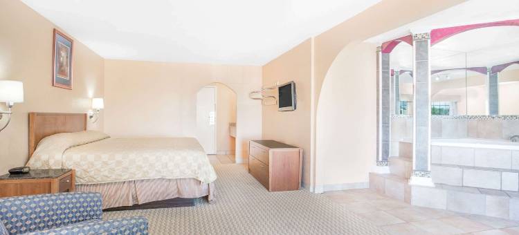 圣安吉洛速8酒店(Super 8 by Wyndham San Angelo)图片