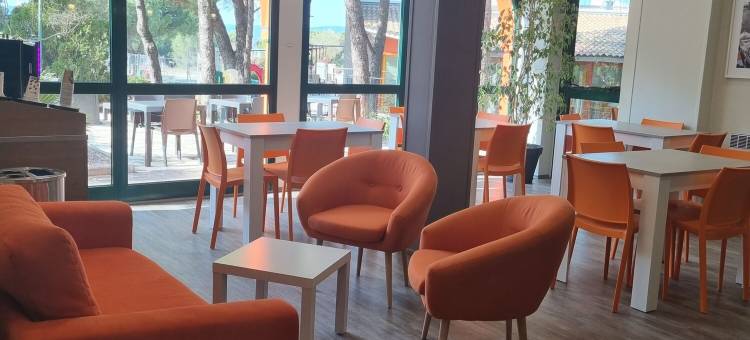 ACE 酒店旅行 Fabrègues - A9 Montpellier 南部(Ace Hôtel Travel Fabrègues - A9 Montpellier Sud)图片