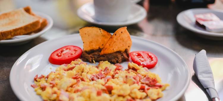 蒙提酒店(Hotel El Monte)图片