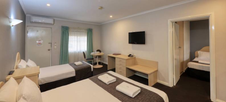 查尔斯拉斯普汽车旅馆(Charles Rasp Motor Inn & Cottages)图片