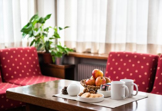 Residence Contrin Hotel Overview