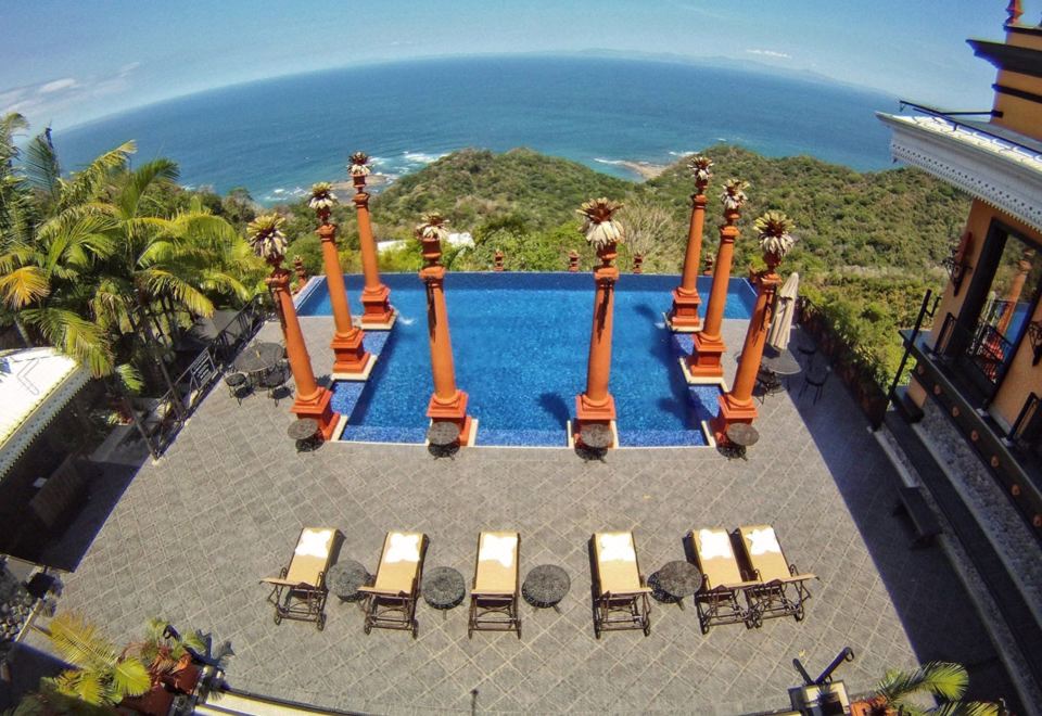 Hotel Villa CaletasOver view