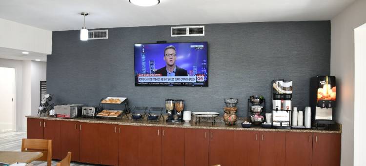 梅肯I-75温德姆呗盟酒店(Baymont by Wyndham Macon I-75)图片