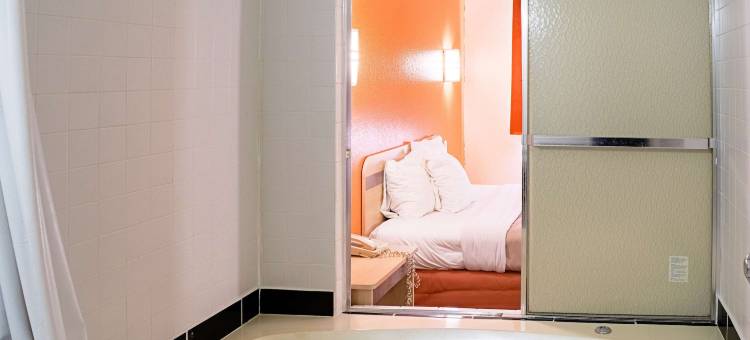 西摩北6号汽车旅馆(Motel 6 Seymour, in - North)图片