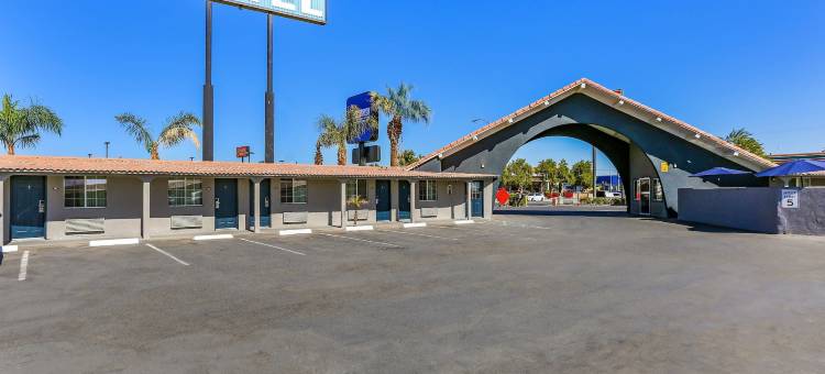 埃尔森特罗美洲最佳价值套房酒店(Americas Best Value Inn and Suites El Centro)图片