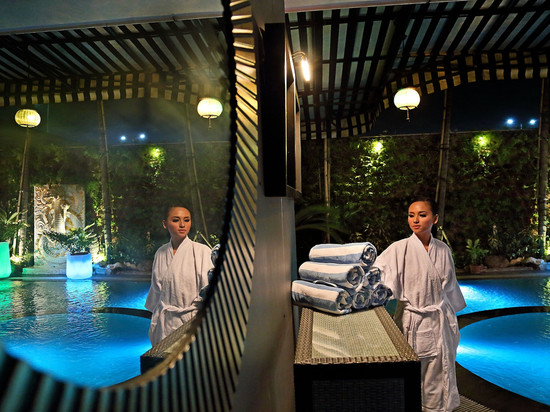 雅加达科斯莫阿玛鲁萨酒店