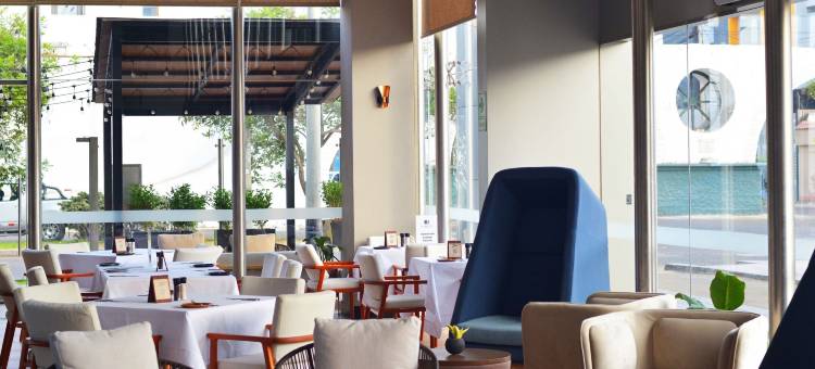 特鲁希略希尔顿逸林酒店(DoubleTree by Hilton Trujillo)图片