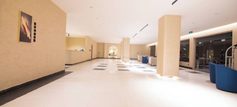 托兰阿尔法拉赫(Towlan Alfalah Services Apartment)图片