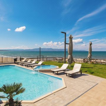 埃利亚阿吉亚玛琳娜酒店(Elia Agia Marina Hotel)图片