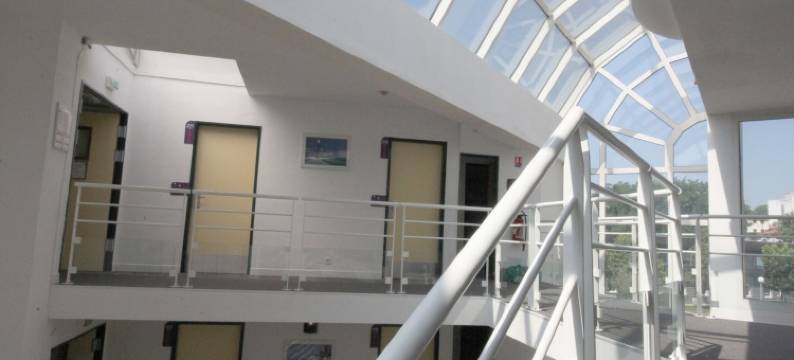 南锡塞里斯酒店(Hotel Cerise Nancy)图片