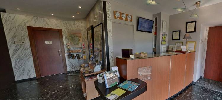 卡雷酒店(Logis Hotel Maison Carrée Restaurant O Carré DArt)图片