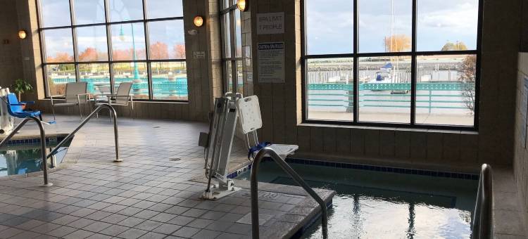 拉辛海港路希尔顿逸林酒店(DoubleTree by Hilton Racine Harbourwalk)图片