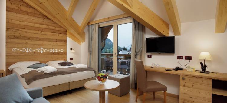 特韦尼多洛米特魅力酒店(Tevini Dolomites Charming Hotel)图片
