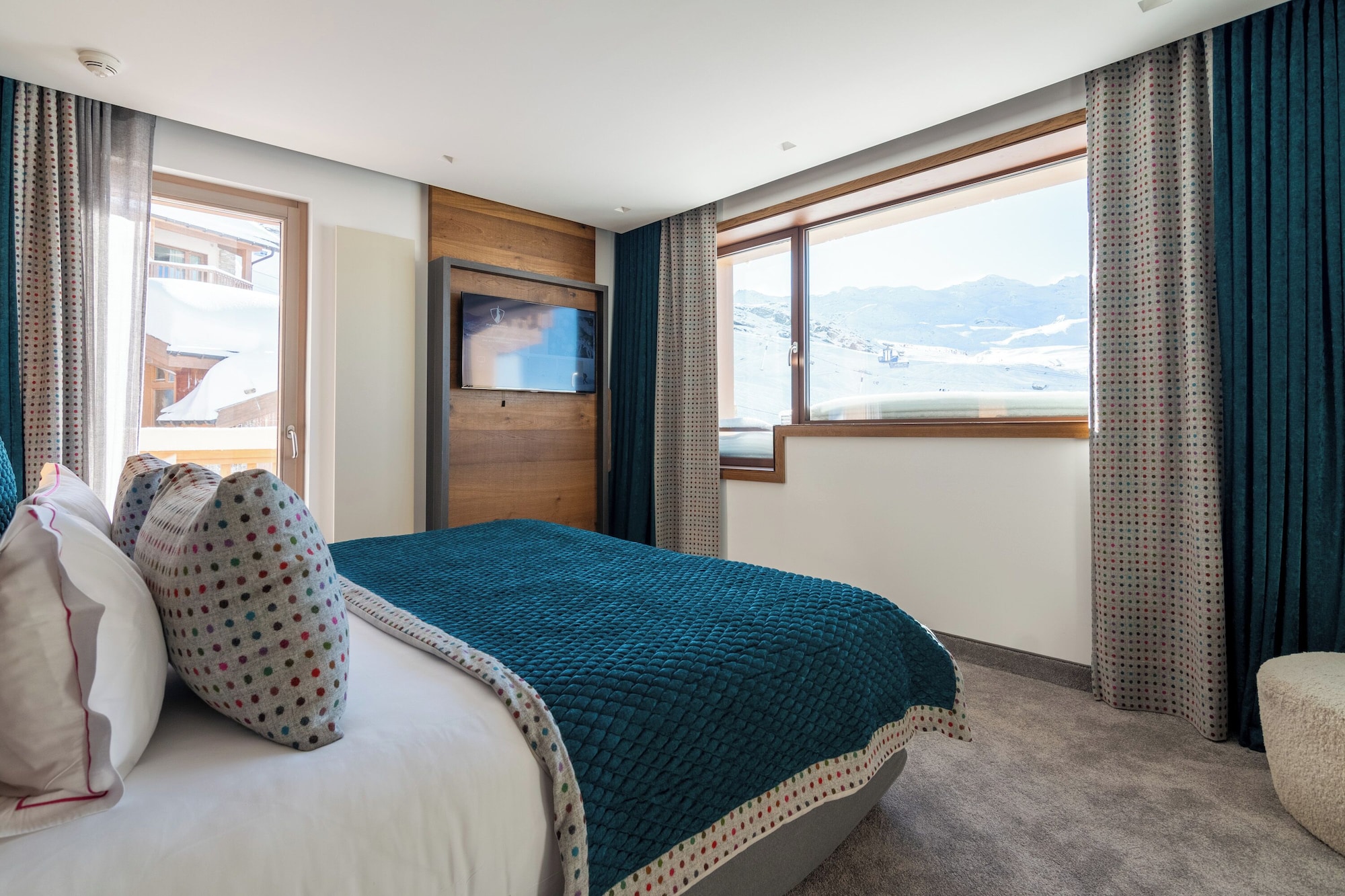 Hotel Pashmina le Refuge Over view