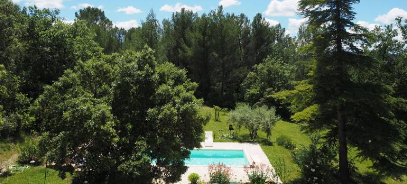 Holiday Home in Villes-sur-Auzon with Pool图片