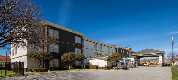 舒适套房酒店(沃斯堡北化石溪)(Comfort Suites Fort Worth North Fossil Creek)图片