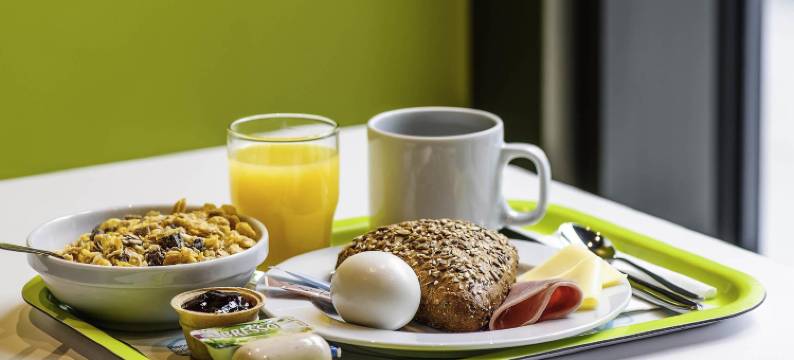 多马尔坦奎索宜必思快捷酒店(Ibis Budget Dommartin-lès-Cuiseaux)图片