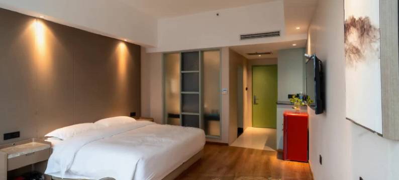 爱家青年酒店(椒江青悦城店)图片