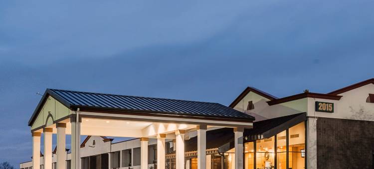 芒特荷里红顶套房酒店-麦圭尔空军基地(Red Roof Inn & Suites Mt Holly - McGuire AFB)图片