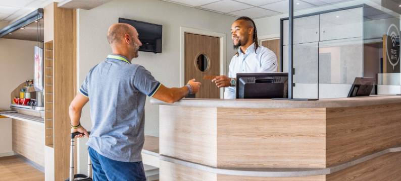 宜必思快捷沙勒罗瓦机场酒店(Ibis Budget Charleroi Airport)图片