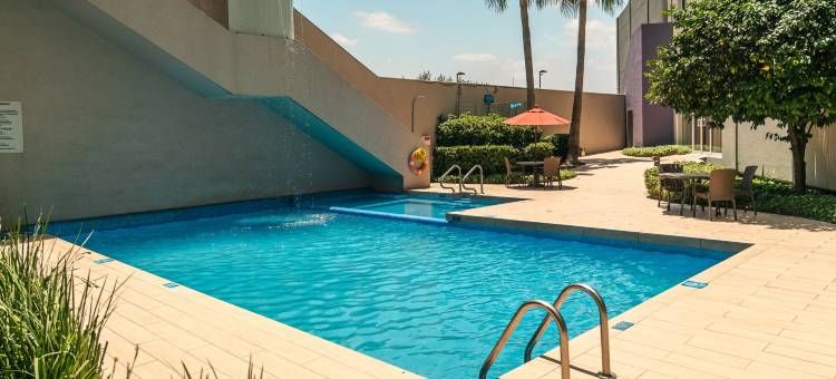 蒙特雷机场皇冠假日酒店(Crowne Plaza Monterrey Aeropuerto)图片