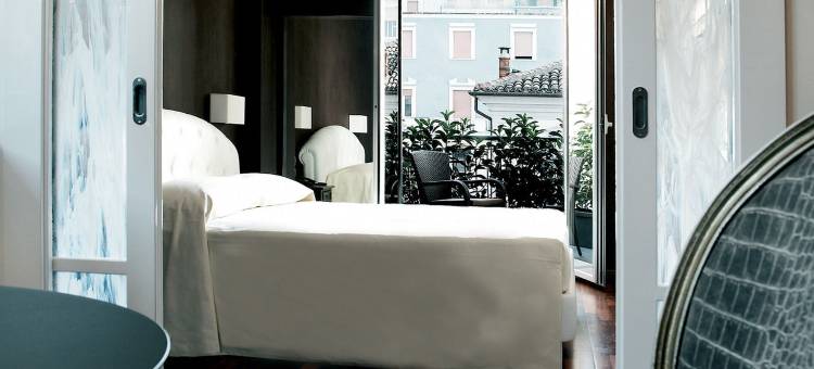 维多利亚酒店(Victoria Hotel)图片