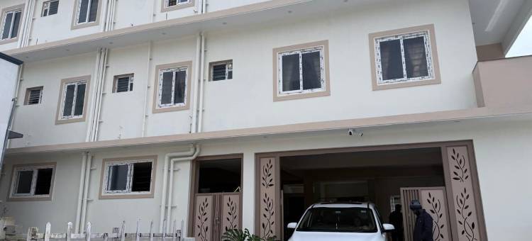 卢米诺皇冠酒店(Treebo Lumino Crown)图片