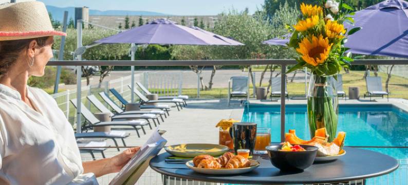 宜必思尚品佩尔蒂 Portes du Luberon 酒店(Ibis Styles Pertuis Portes du Luberon)图片