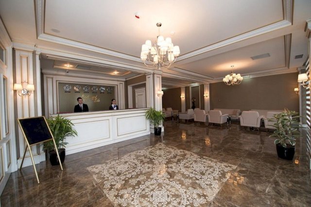 Baku Marriott Hotel Boulevard Over view