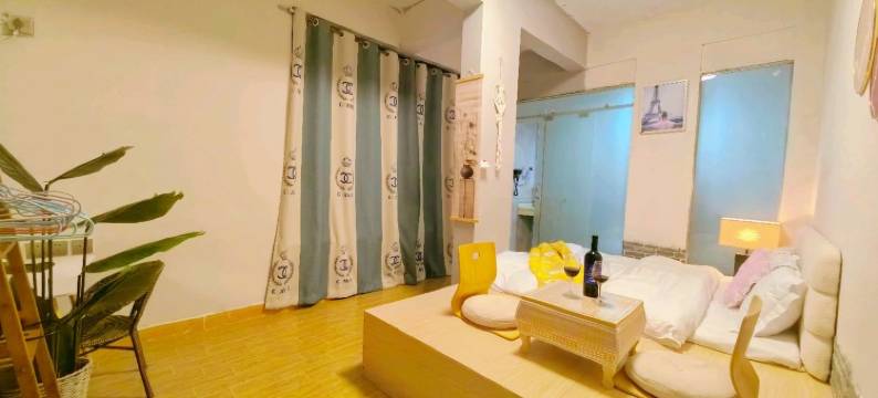 乐自在美久时光民宿(新圩路8号分店)图片