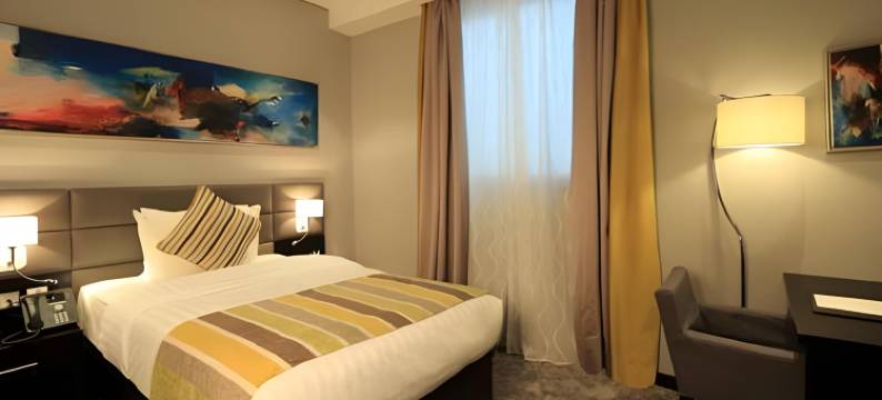 贝斯特普拉斯奥罗拉酒店(Best Plus Aurora Hotel)图片