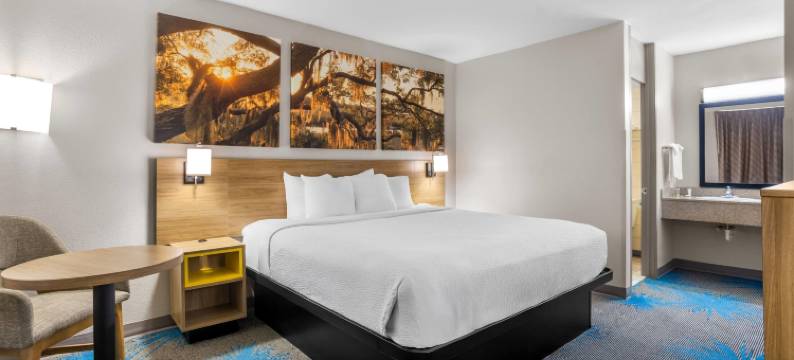 Days Inn by Wyndham Adel I-75图片