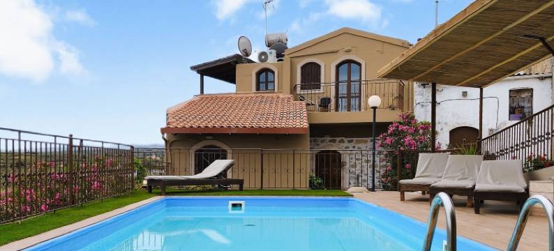 Elia木石屋(Elia Woodstone Houses)图片