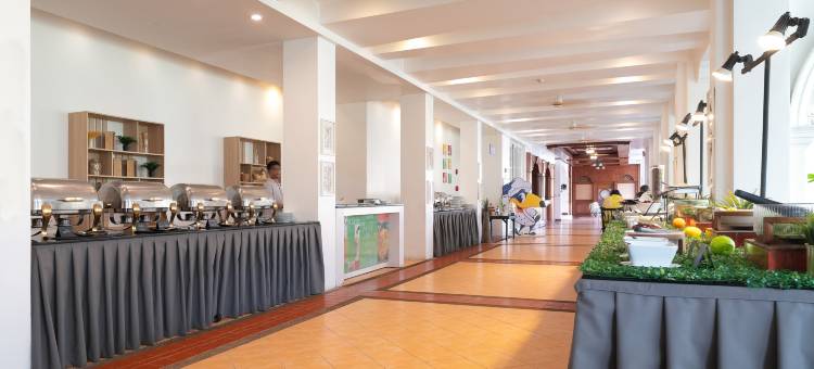 普吉岛卡伦海滩度假村(The Old Phuket - Karon Beach Resort)图片