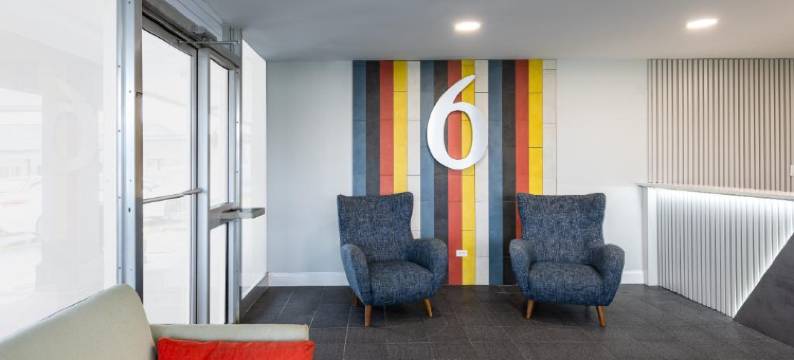 6号汽车旅馆锡克里，北卡罗来纳州(Motel 6 Hickory, NC)图片