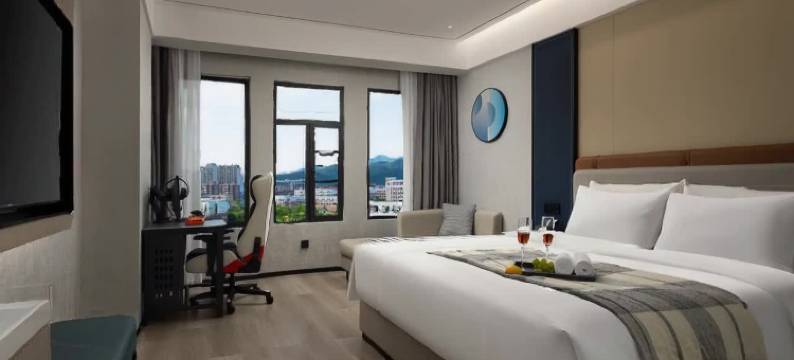 星屿电竞酒店(岳阳高铁东站店)图片