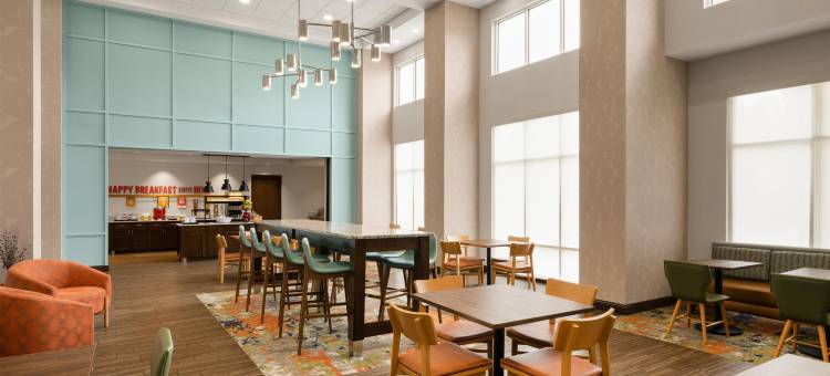 迪美欢朋套房酒店(Hampton Inn & Suites DeLand)图片