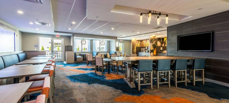圣约瑟夫史蒂文斯维尔万枫酒店及套房(Fairfield Inn & Suites St. Joseph Stevensville)图片