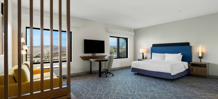 科罗纳希尔顿欢朋套房酒店(Hampton Inn & Suites by Hilton Corona)图片