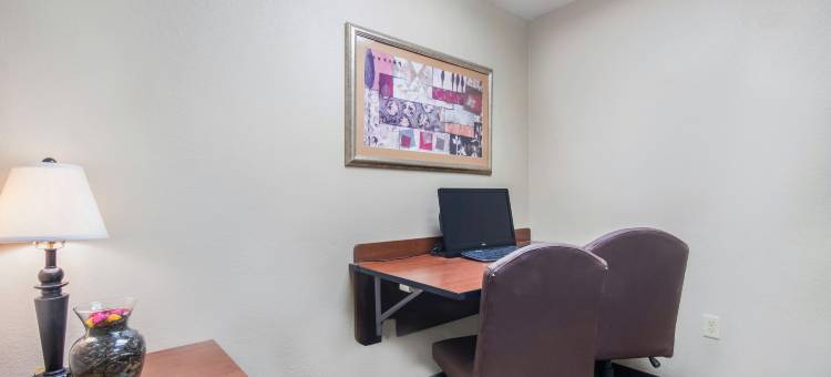 本顿维尔霍姆汤套房公寓(HomeTowne Studios & Suites Bentonville)图片