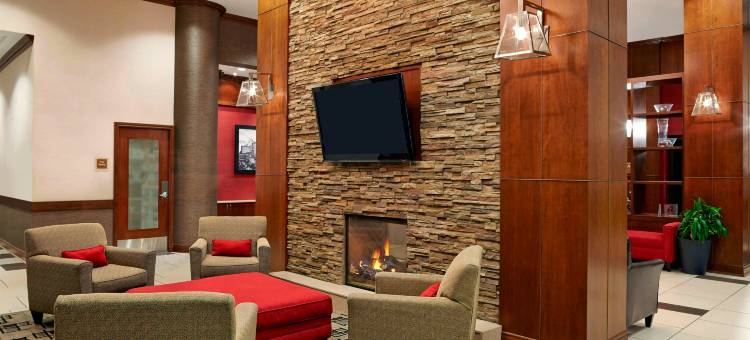 卡尔加里机场福朋喜来登酒店(Four Points by Sheraton Calgary Airport)图片