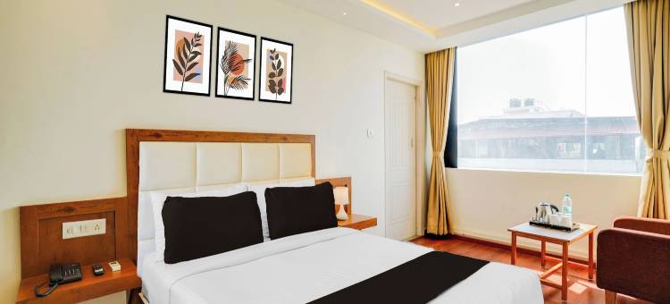 拉马穆尔蒂纳加尔西区酒店(原凤凰酒店)(Townhouse Ramamurthy Nagar West Formerly Phoenix Hotel)图片