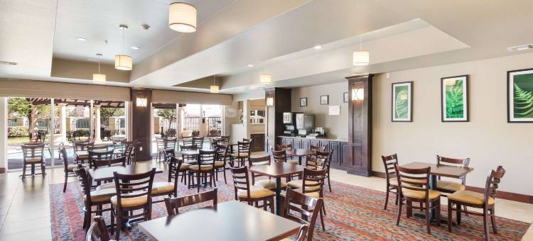 米德兰西舒眠套房酒店(Sleep Inn & Suites Midland West)图片