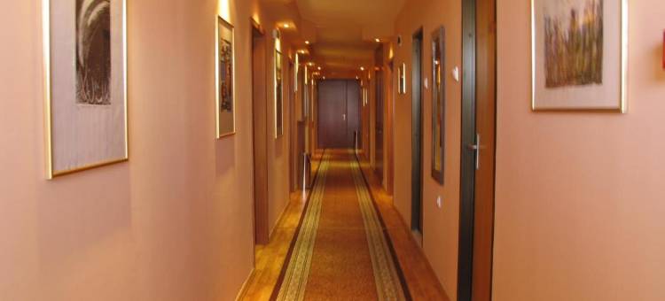 马其顿广场客房酒店的房间(Room in Guest Room - Hotel Square Macedonia)图片