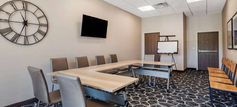 舒适套房酒店(Comfort Suites Grandview - Kansas City)图片