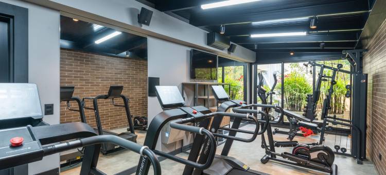 宜必思库里提巴巴特尔酒店(Ibis Curitiba Batel)图片