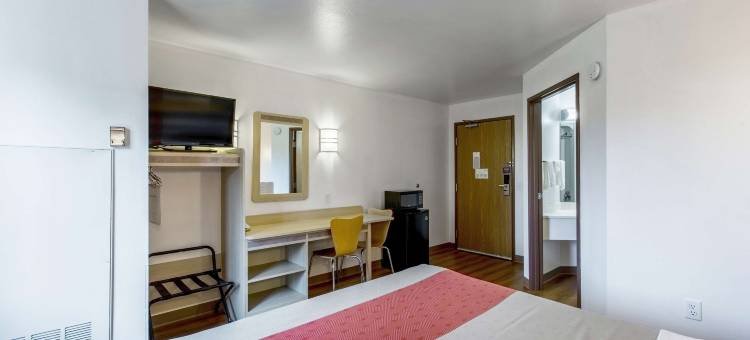 威斯康星巴拉布 - 德尔顿湖 6 号汽车旅馆(Motel 6 Baraboo, WI - Lake Delton)图片